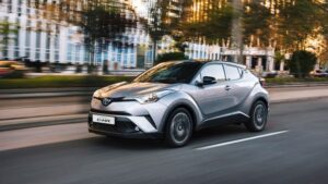 Toyota’nın Hibrit Hamlesi Rakiplerini Tedirgin Ediyor