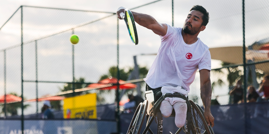 Ahmet Kaplan, Türk para tenisi sporcusu